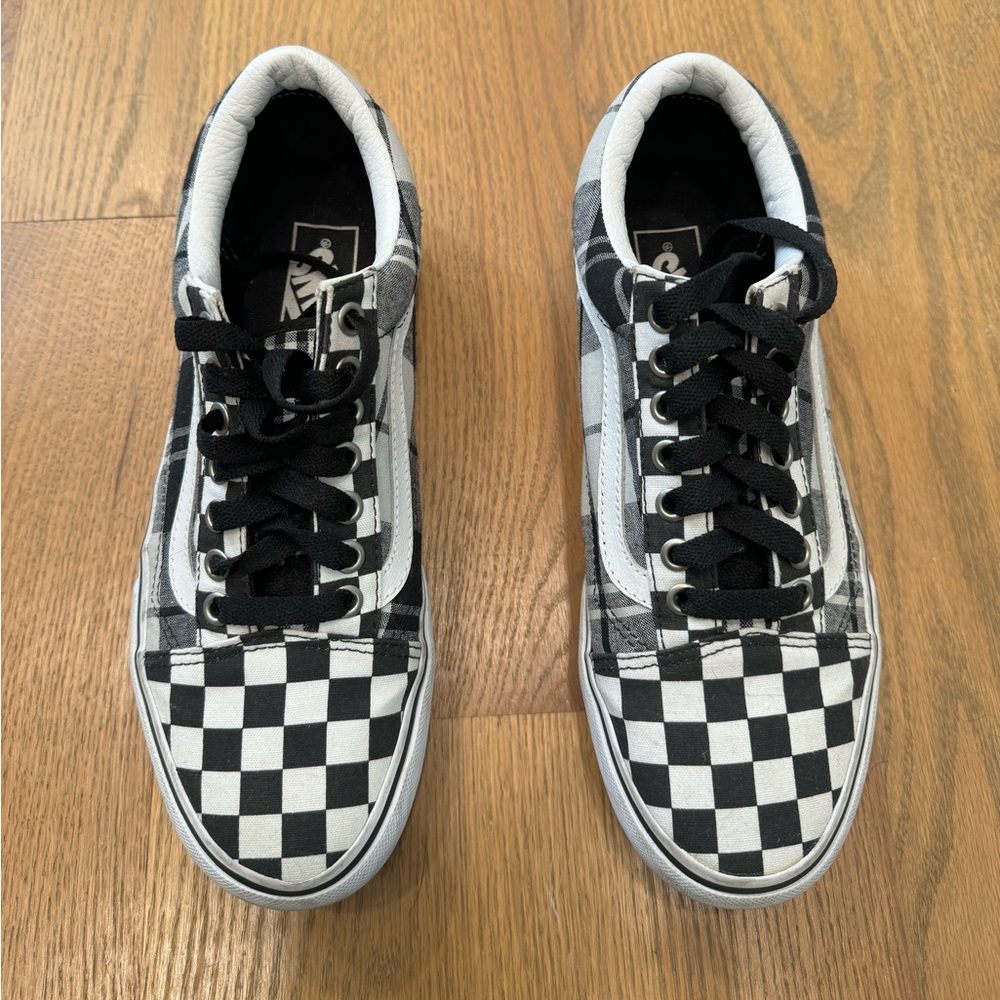 Women’s Platform Vans Sneakers